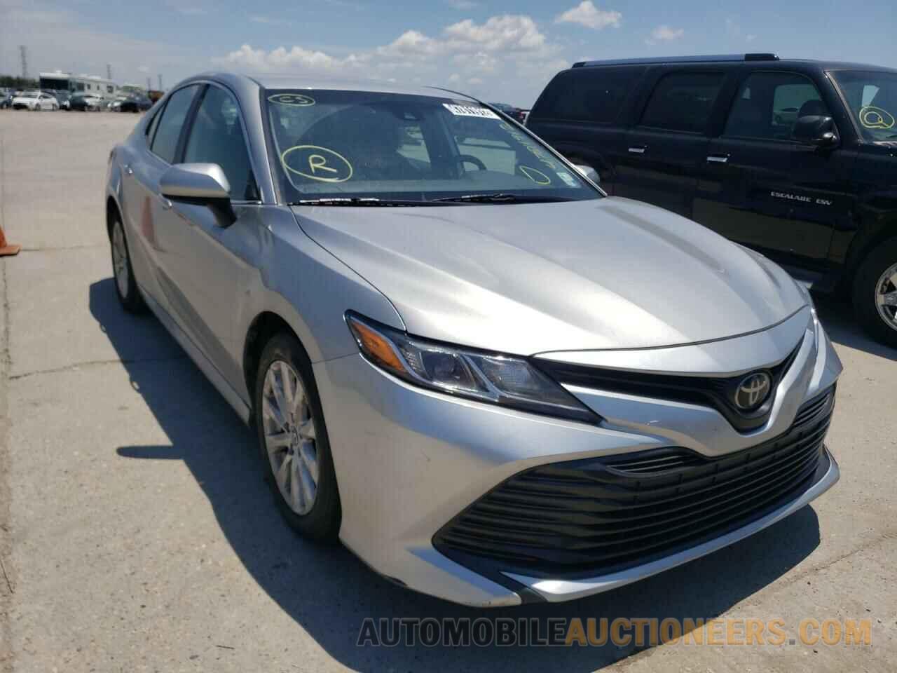 4T1B11HK1KU213581 TOYOTA CAMRY 2019