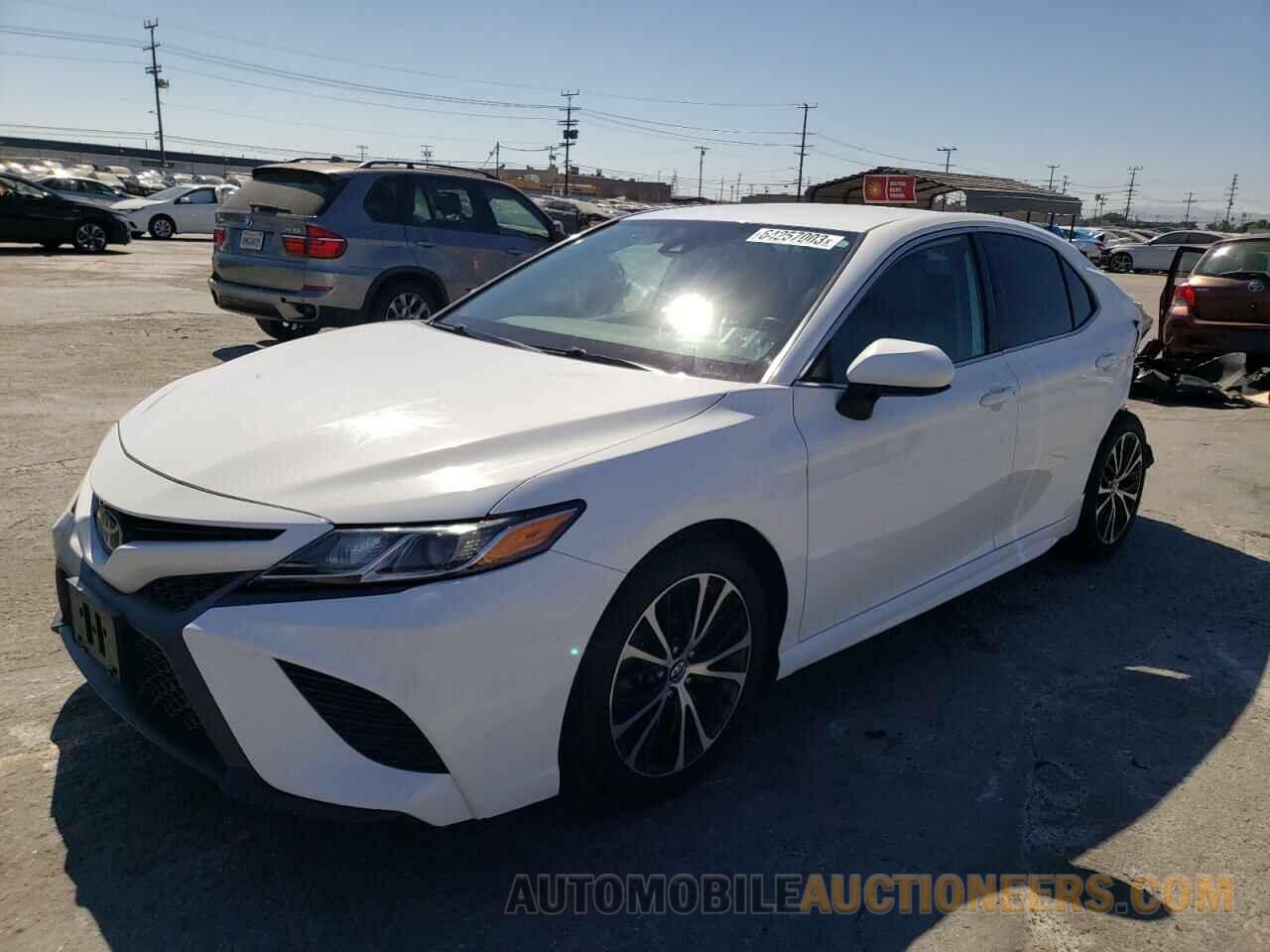 4T1B11HK1KU215203 TOYOTA CAMRY 2019