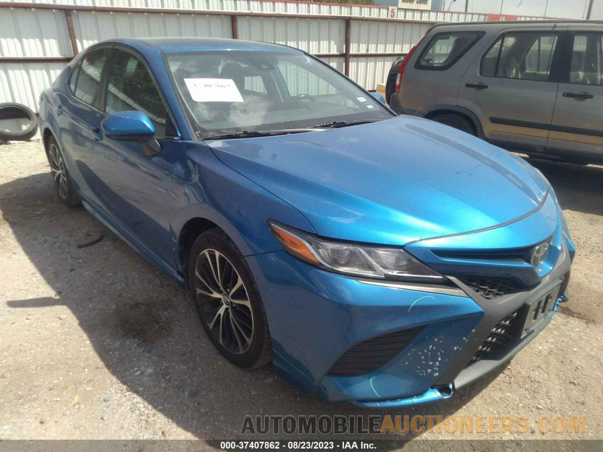 4T1B11HK1KU215623 TOYOTA CAMRY 2019