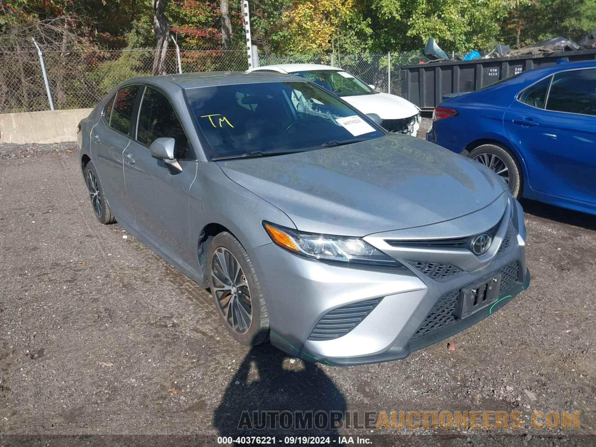 4T1B11HK1KU230977 TOYOTA CAMRY 2019