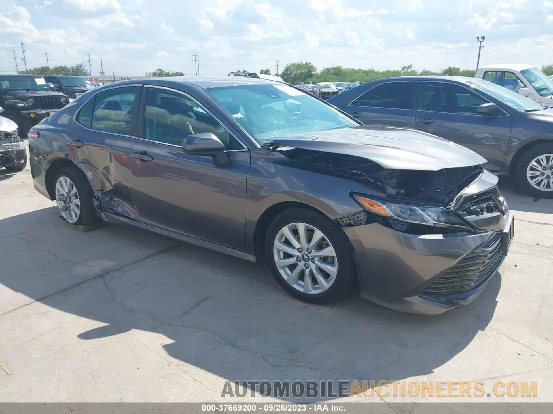 4T1B11HK1KU243972 TOYOTA CAMRY 2019