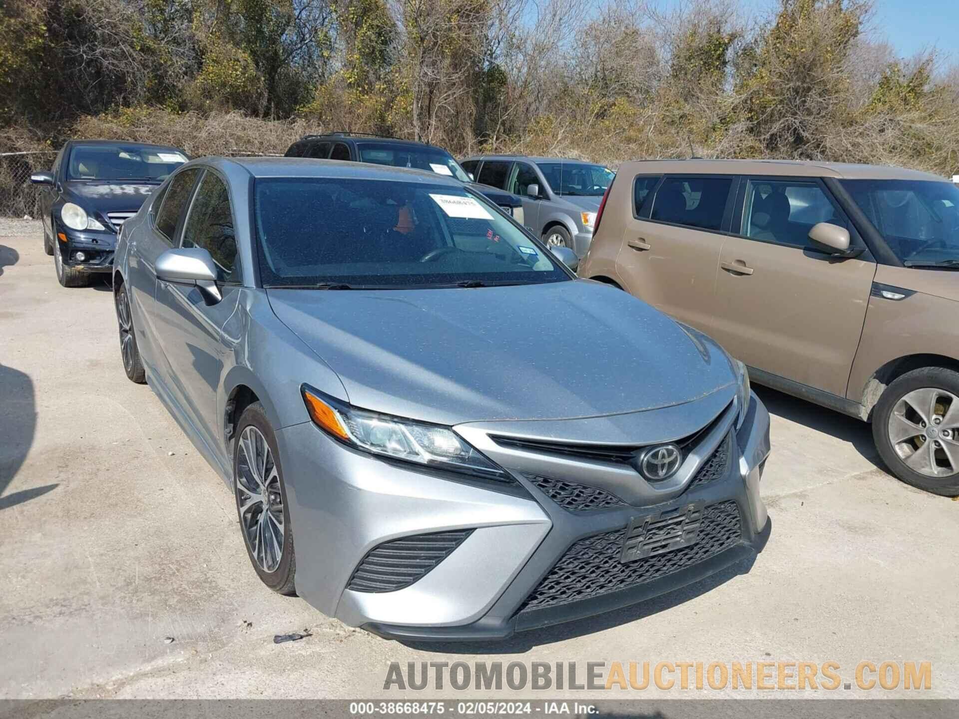 4T1B11HK1KU247228 TOYOTA CAMRY 2019