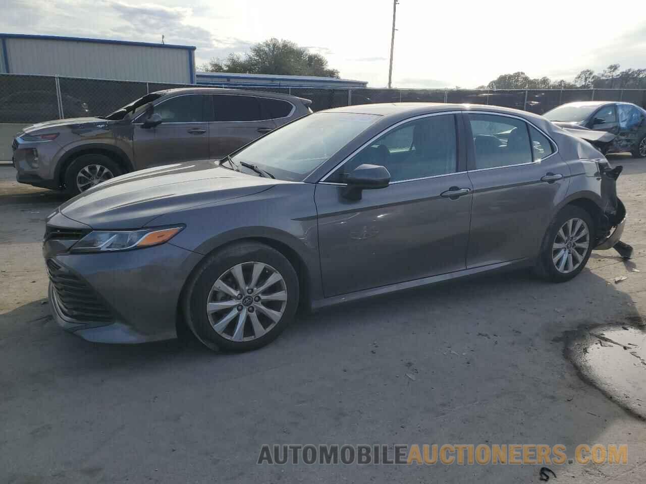 4T1B11HK1KU250808 TOYOTA CAMRY 2019