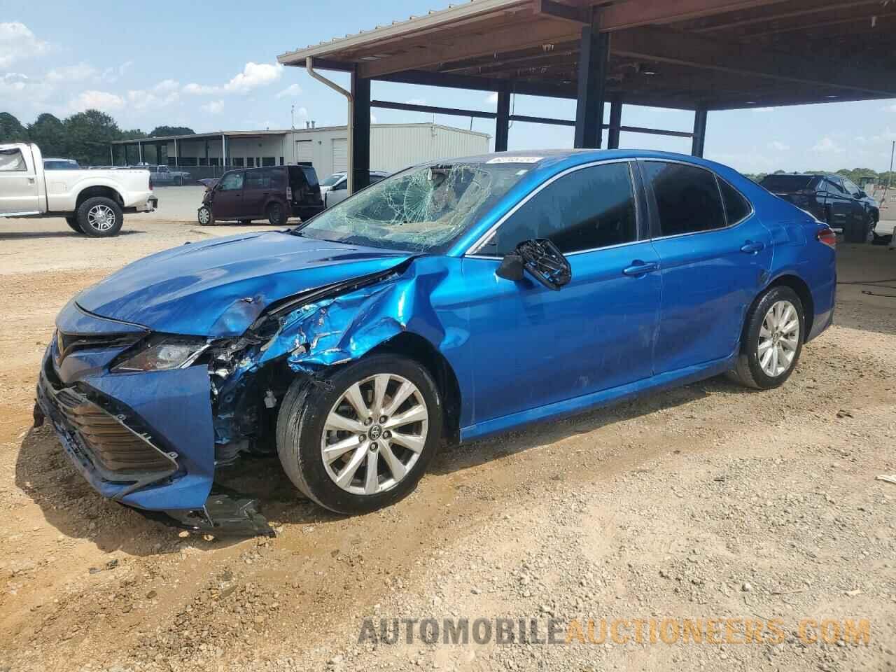 4T1B11HK1KU251909 TOYOTA CAMRY 2019