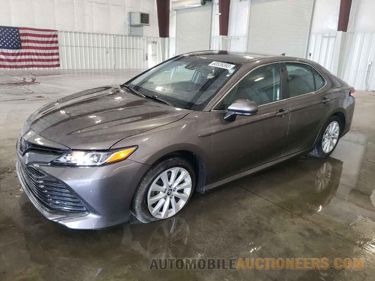 4T1B11HK1KU255880 TOYOTA CAMRY 2019