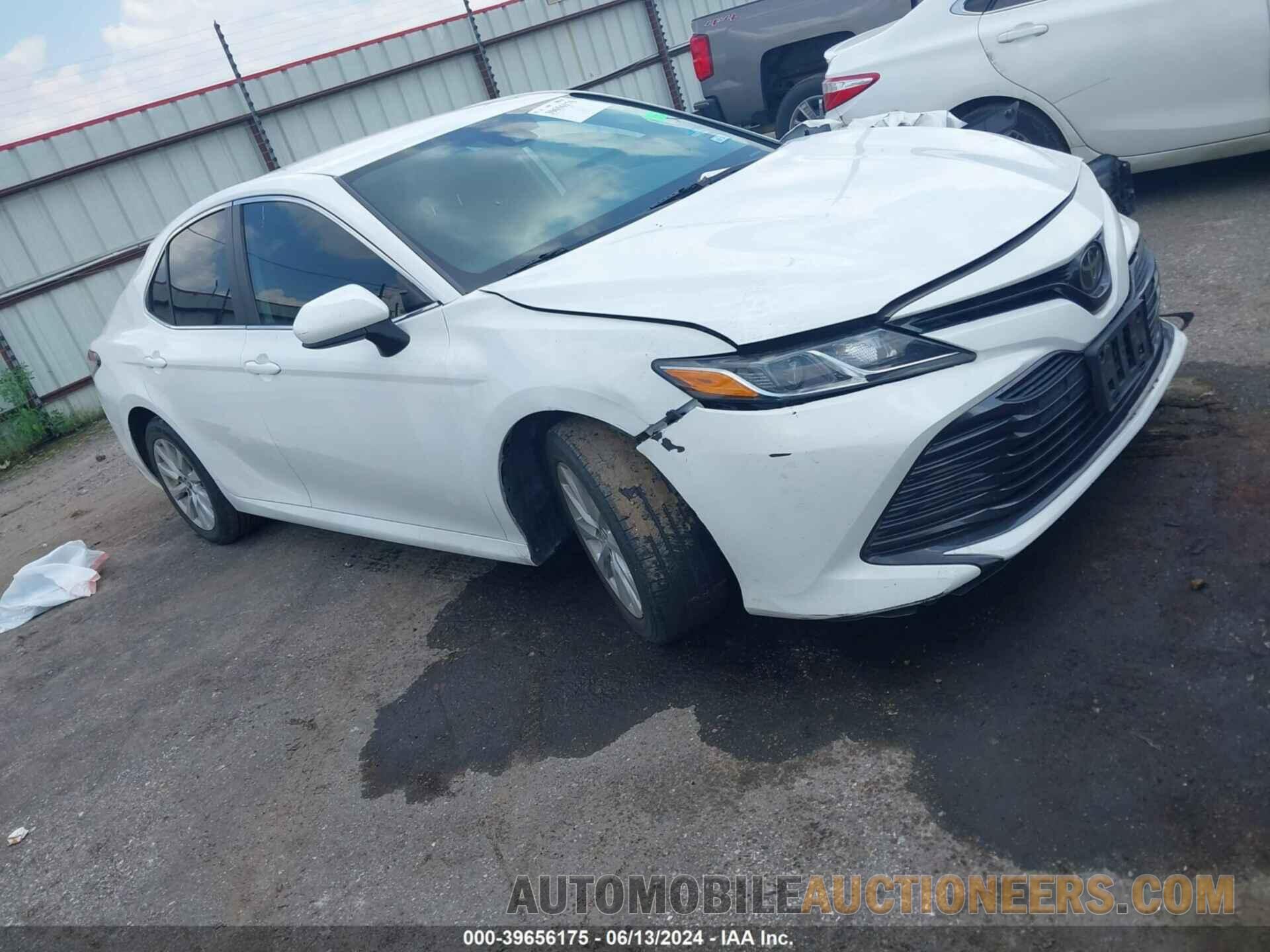 4T1B11HK1KU256494 TOYOTA CAMRY 2019