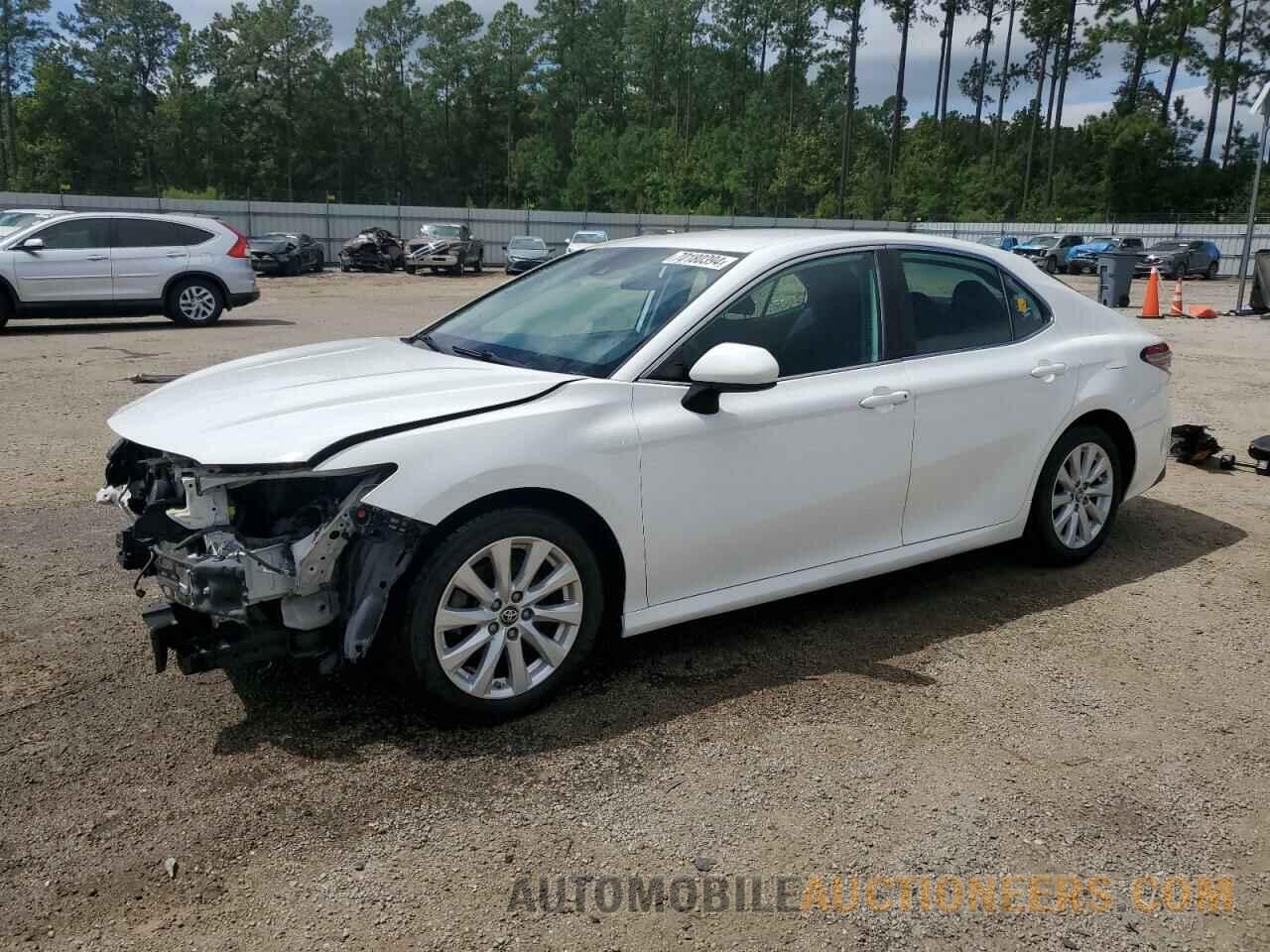 4T1B11HK1KU257158 TOYOTA CAMRY 2019