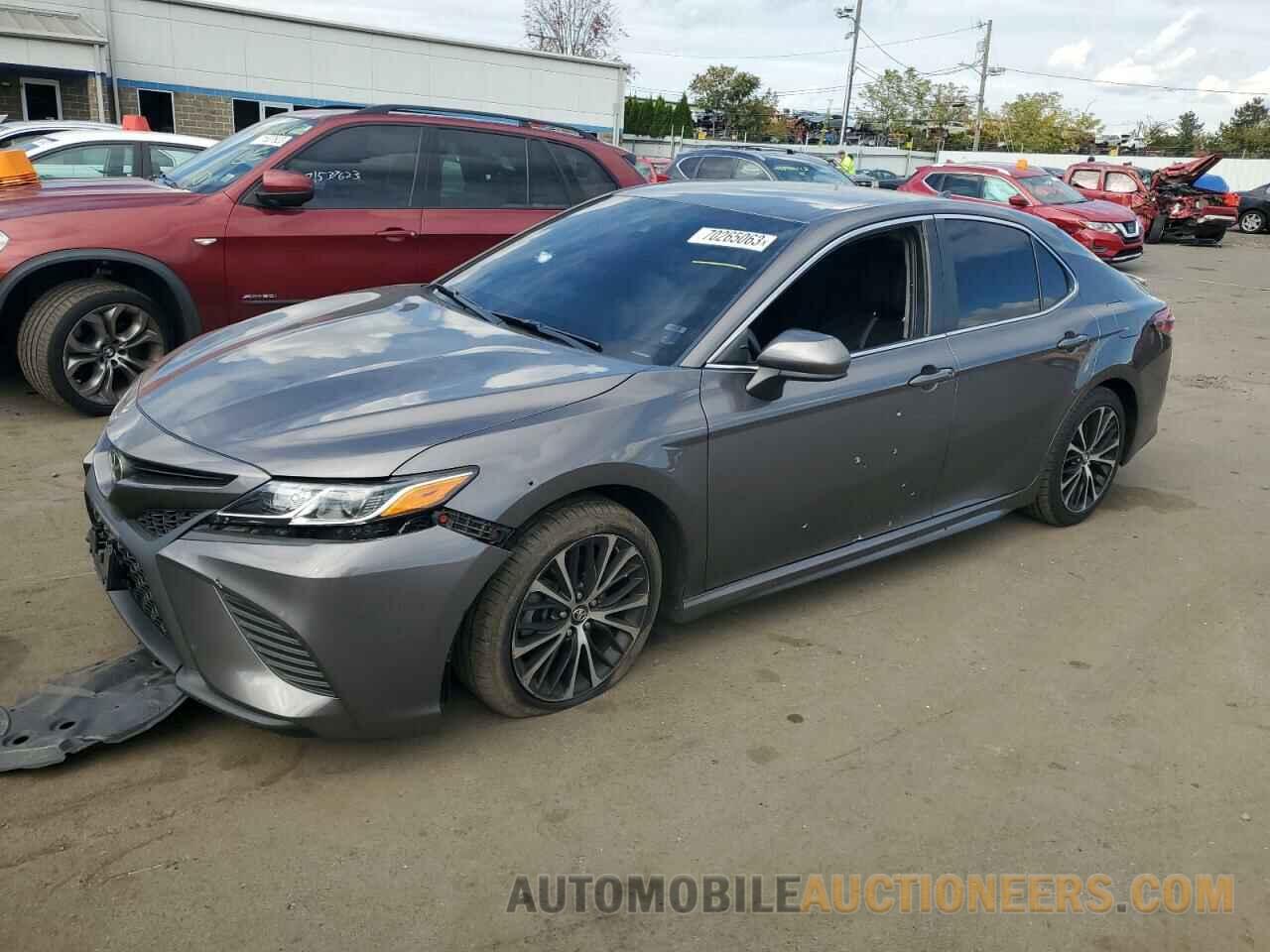 4T1B11HK1KU260593 TOYOTA CAMRY 2019