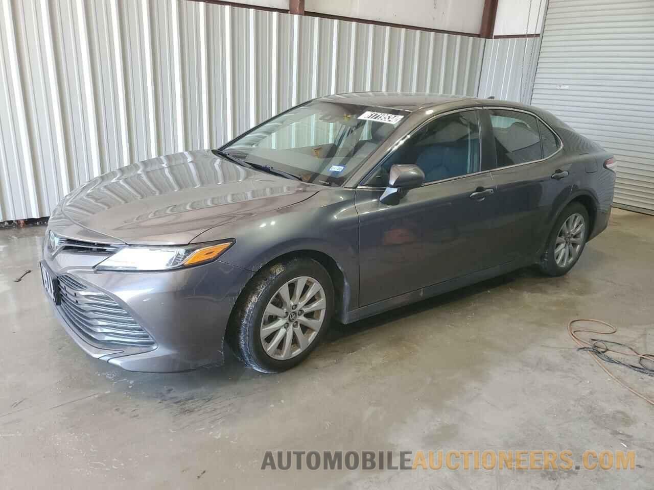 4T1B11HK1KU270363 TOYOTA CAMRY 2019