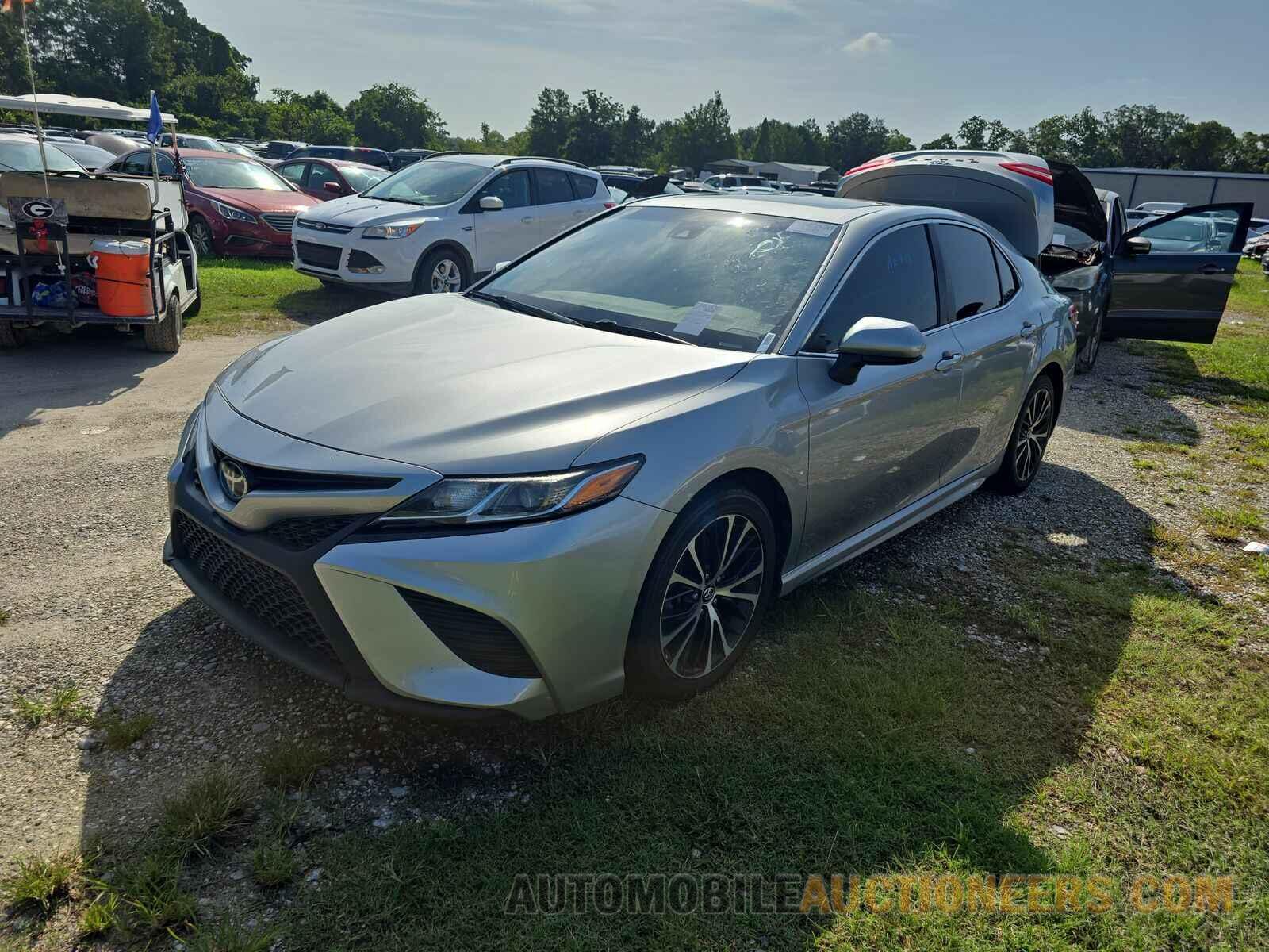 4T1B11HK1KU275482 Toyota Camry 2019