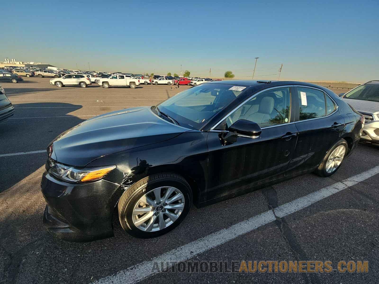 4T1B11HK1KU285638 Toyota Camry 2019