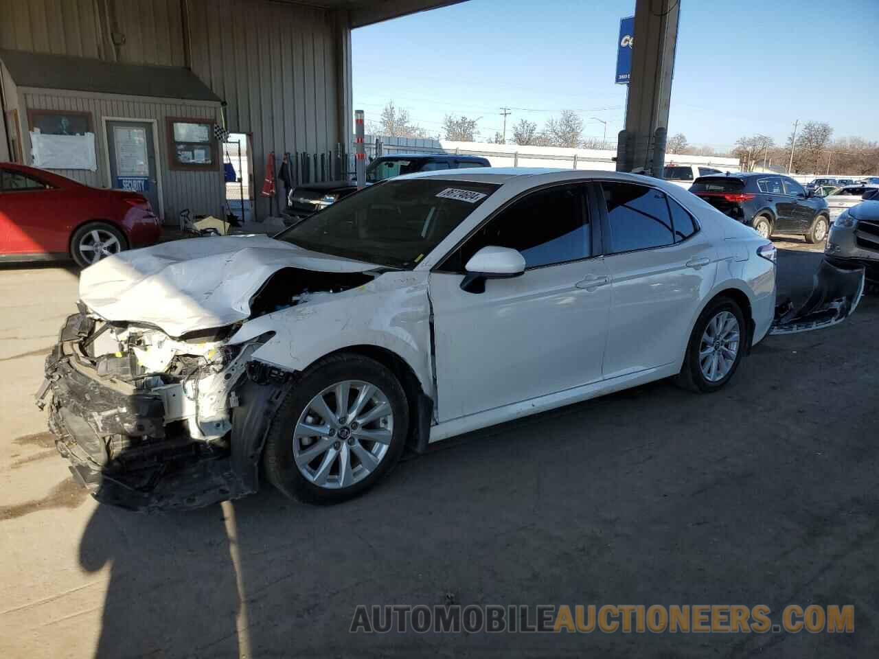 4T1B11HK1KU289284 TOYOTA CAMRY 2019