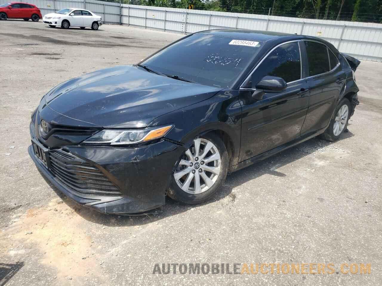 4T1B11HK1KU682542 TOYOTA CAMRY 2019