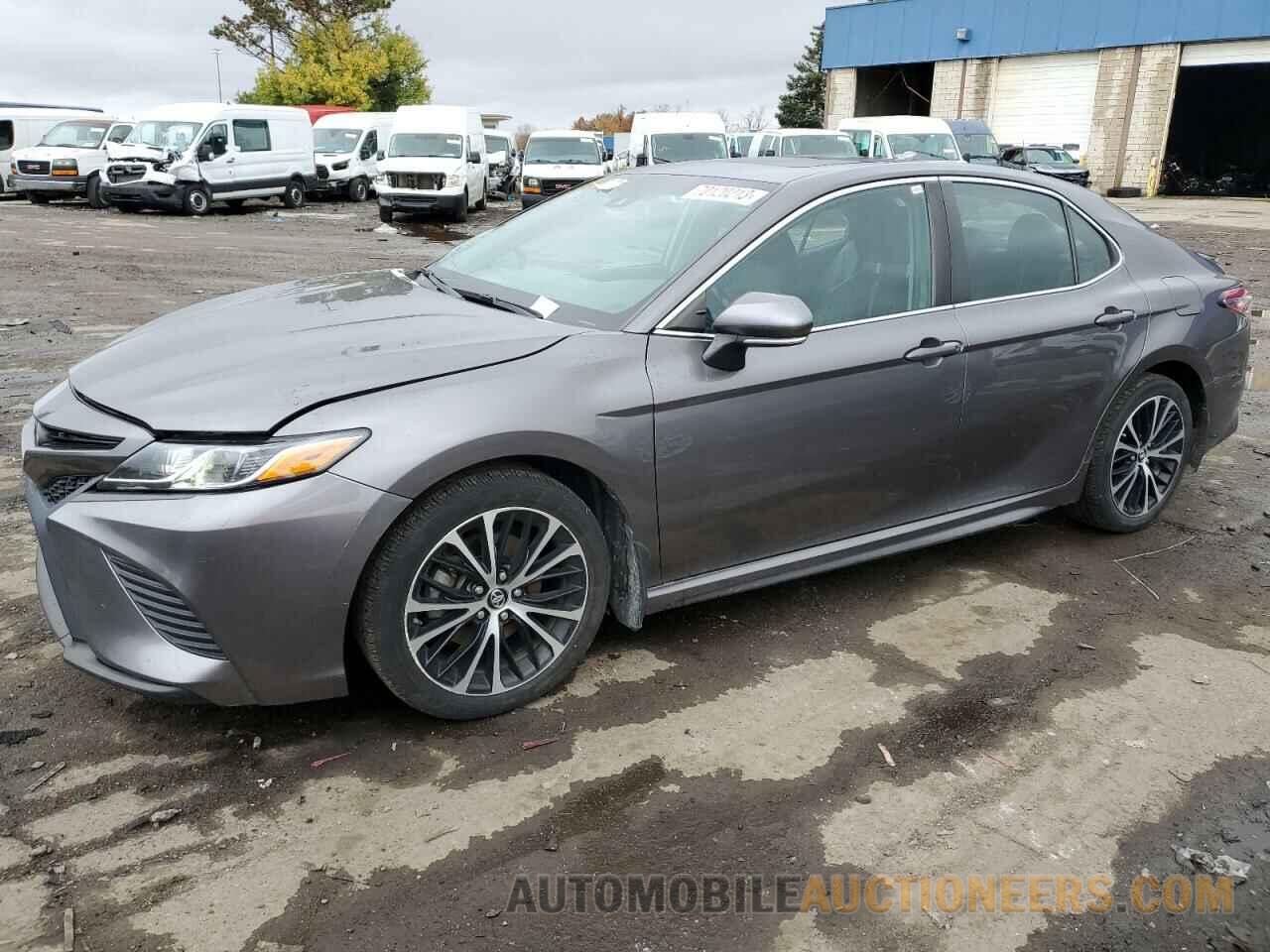 4T1B11HK1KU683576 TOYOTA CAMRY 2019