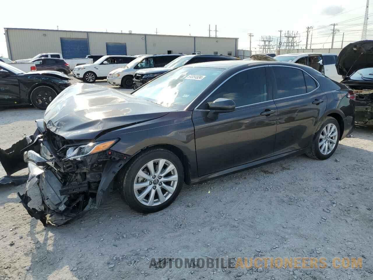 4T1B11HK1KU685067 TOYOTA CAMRY 2019