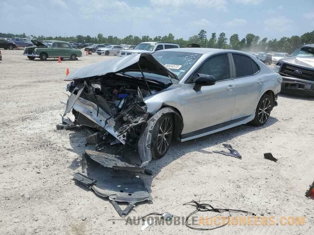 4T1B11HK1KU698126 TOYOTA CAMRY 2019