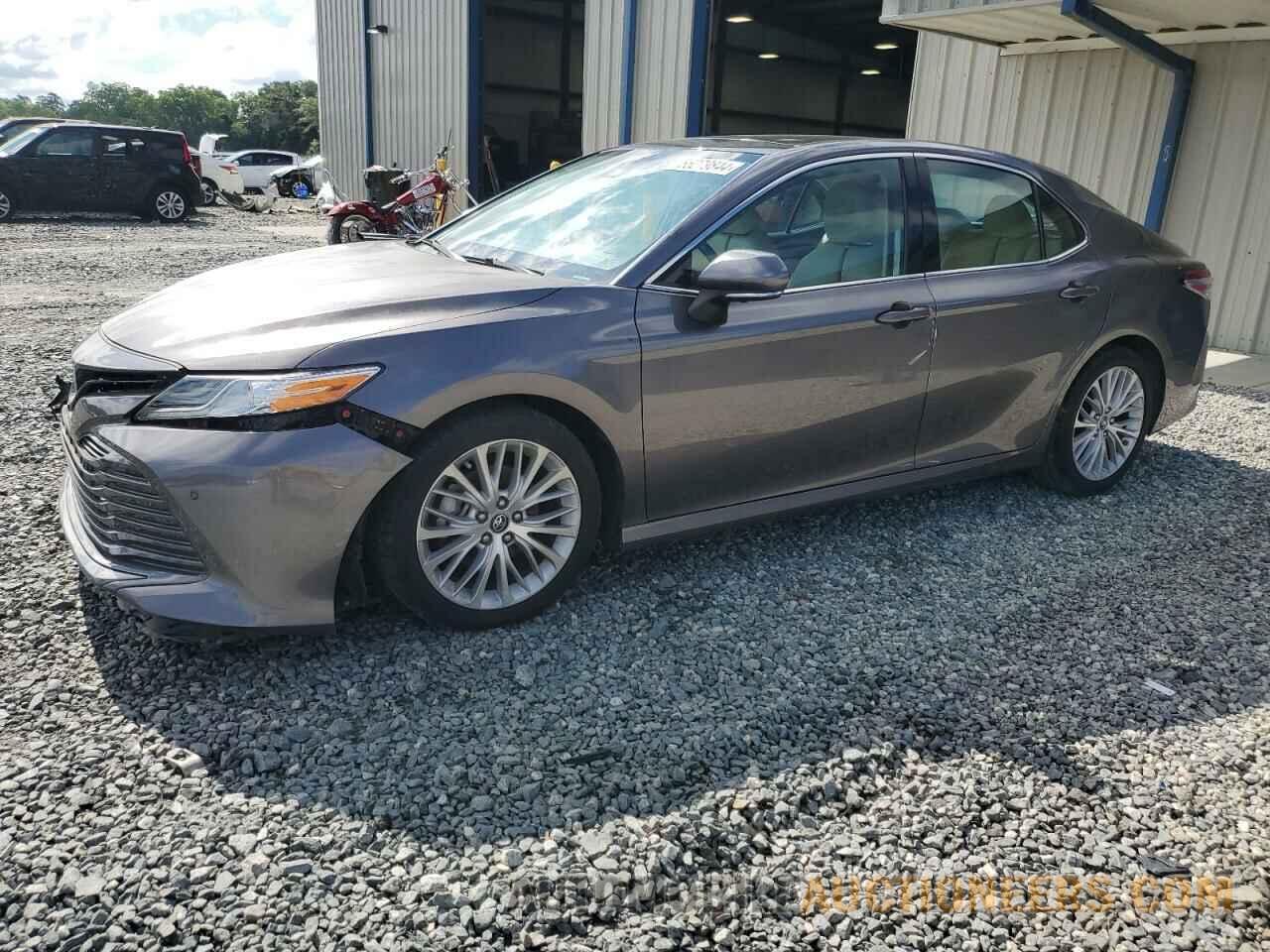 4T1B11HK1KU702840 TOYOTA CAMRY 2019