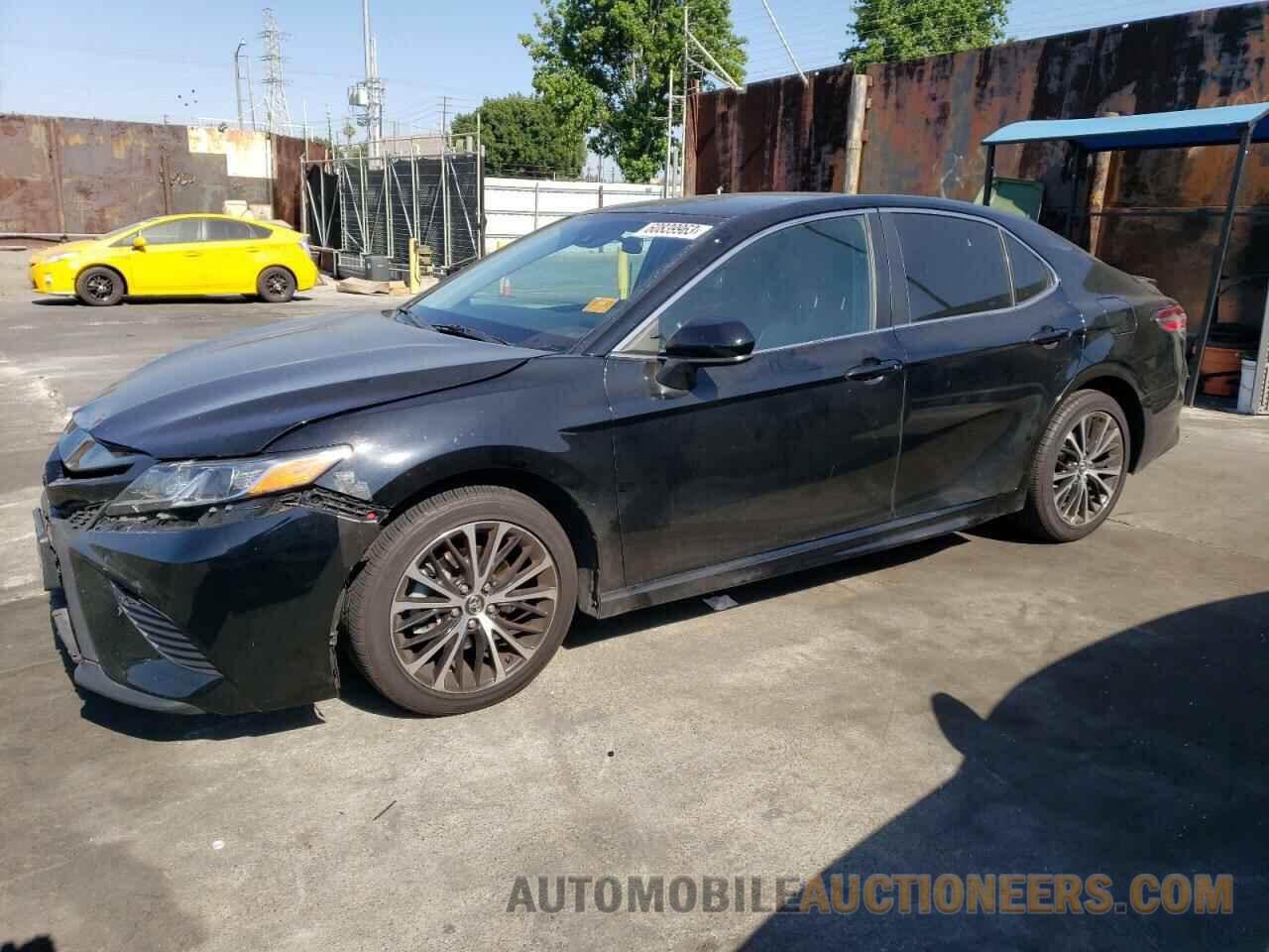 4T1B11HK1KU713949 TOYOTA CAMRY 2019