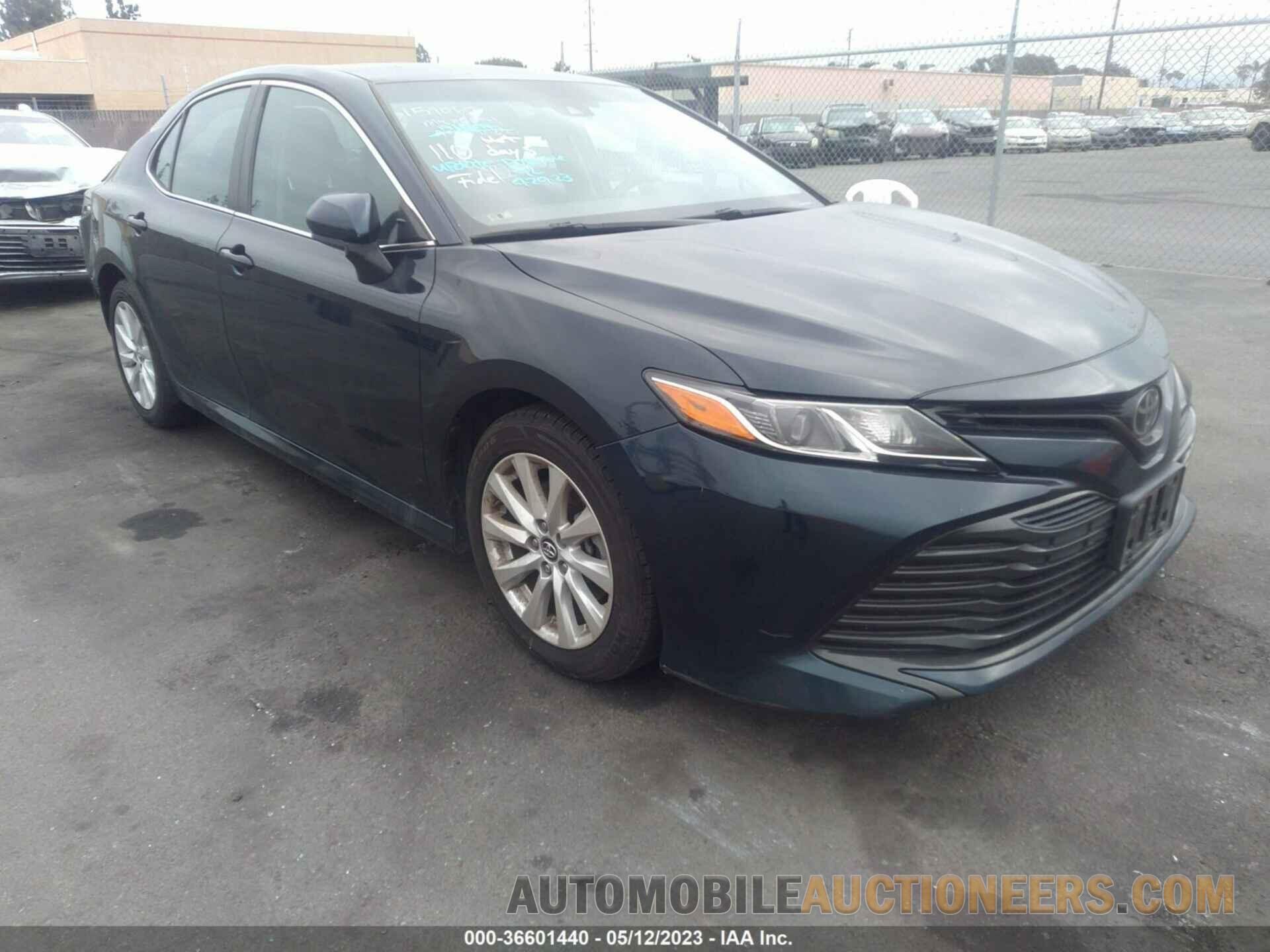 4T1B11HK1KU724983 TOYOTA CAMRY 2019