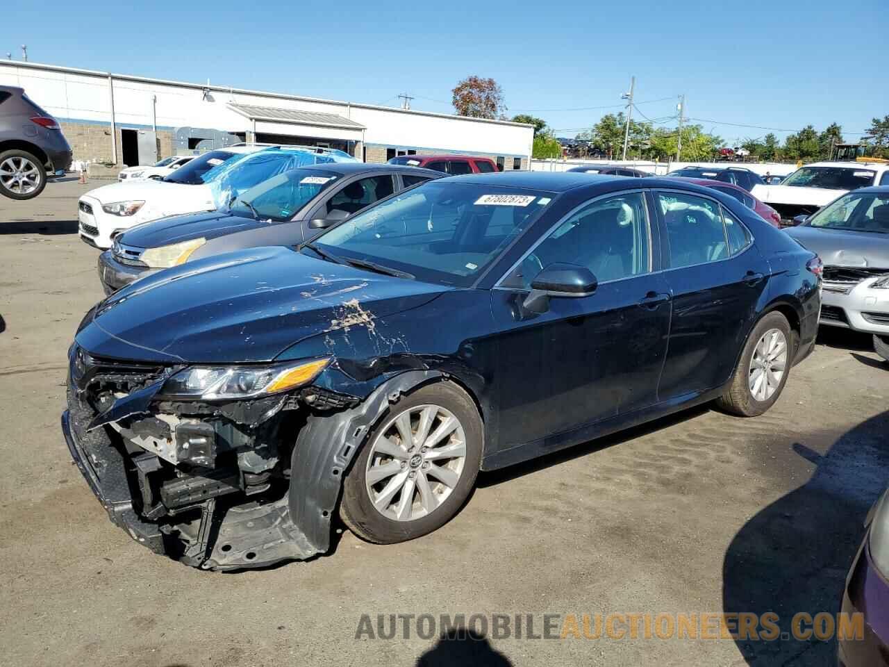 4T1B11HK1KU736826 TOYOTA CAMRY 2019