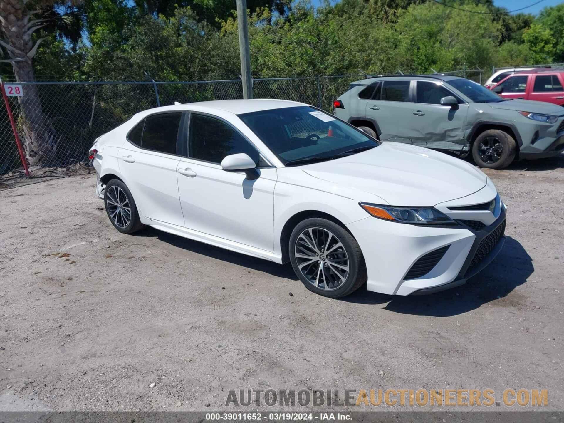 4T1B11HK1KU746868 TOYOTA CAMRY 2019