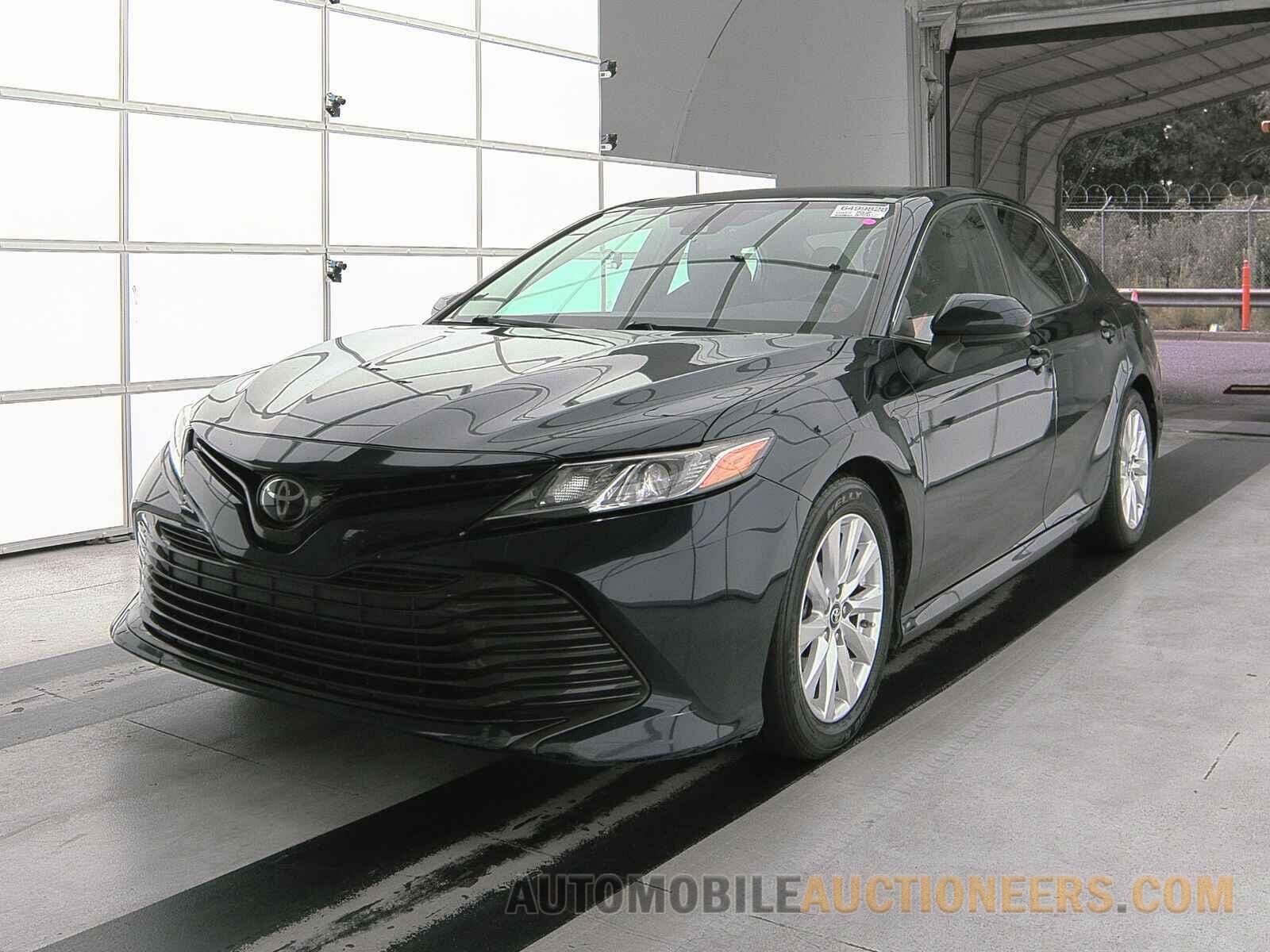 4T1B11HK1KU762021 Toyota Camry 2019