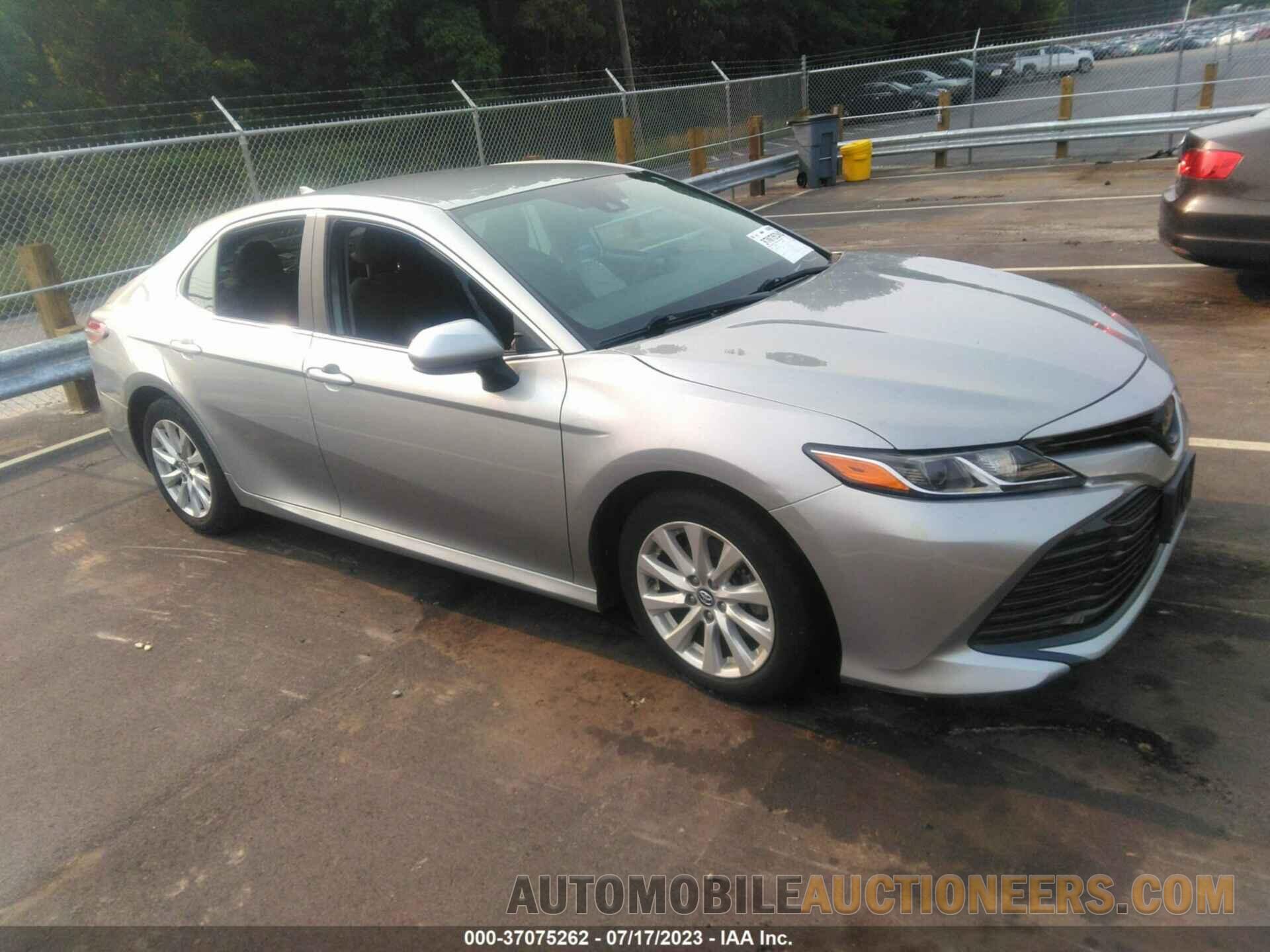 4T1B11HK1KU793673 TOYOTA CAMRY 2019