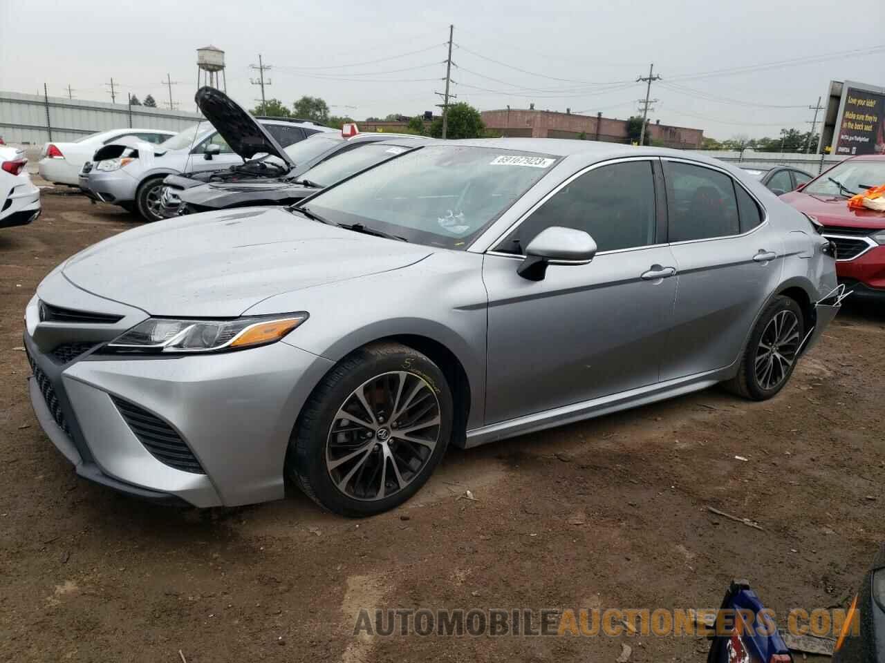 4T1B11HK1KU806647 TOYOTA CAMRY 2019