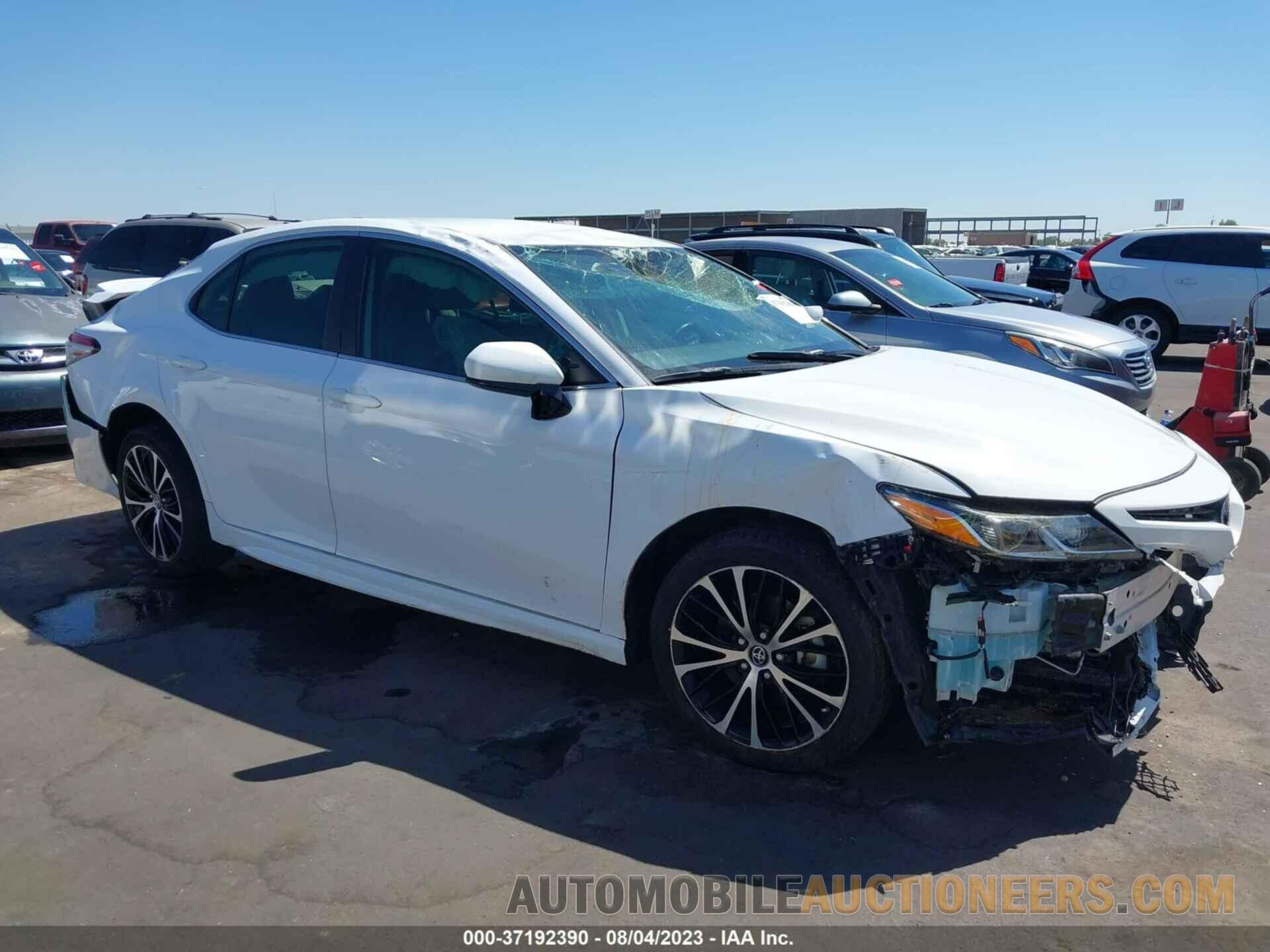 4T1B11HK1KU808740 TOYOTA CAMRY 2019