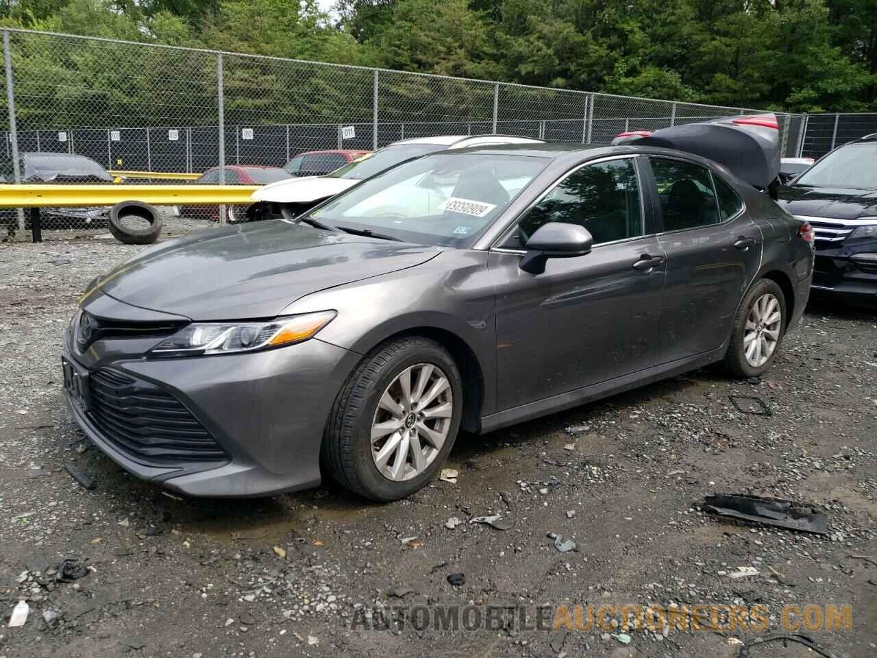 4T1B11HK1KU813727 TOYOTA CAMRY 2019