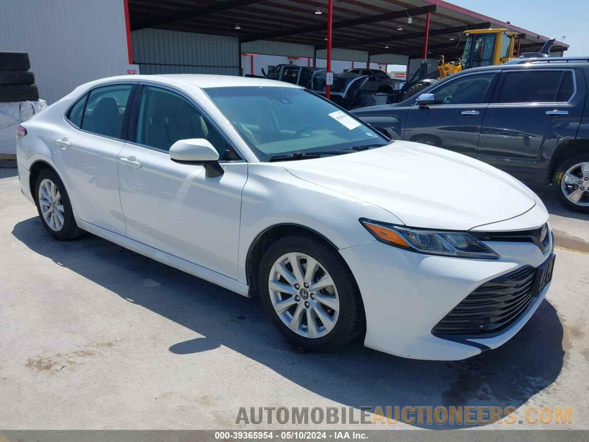 4T1B11HK1KU814201 TOYOTA CAMRY 2019