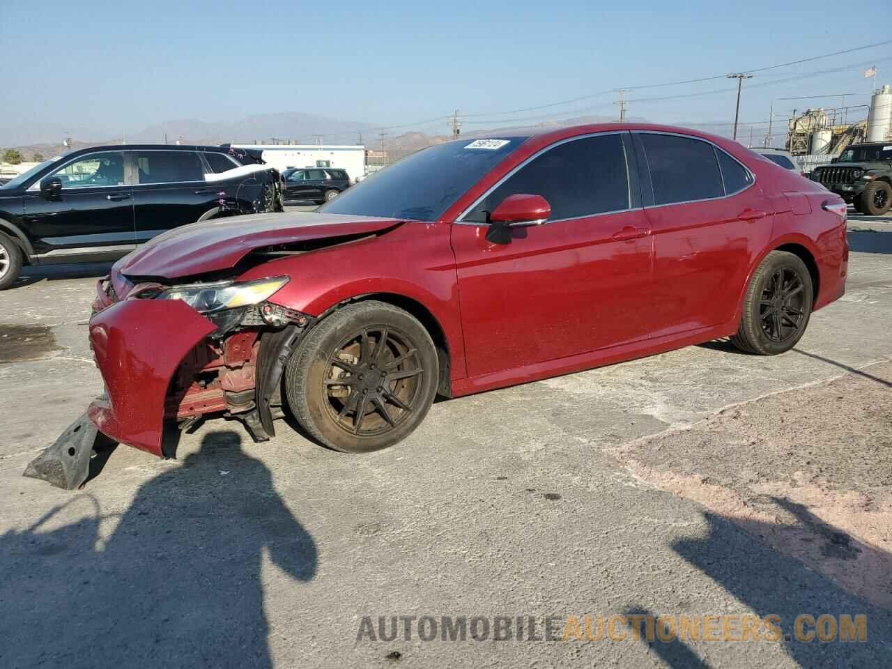 4T1B11HK1KU818975 TOYOTA CAMRY 2019