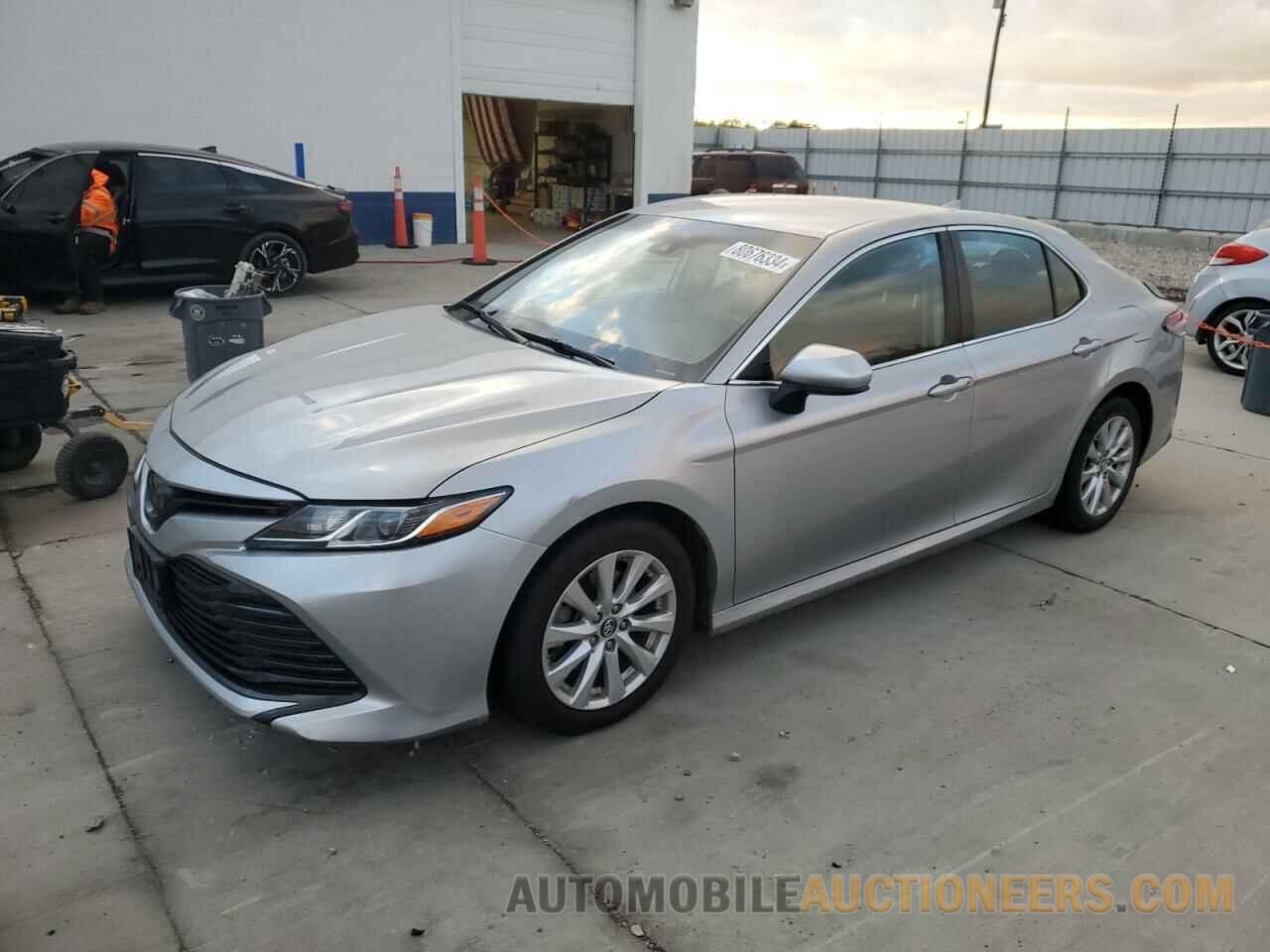 4T1B11HK1KU826025 TOYOTA CAMRY 2019