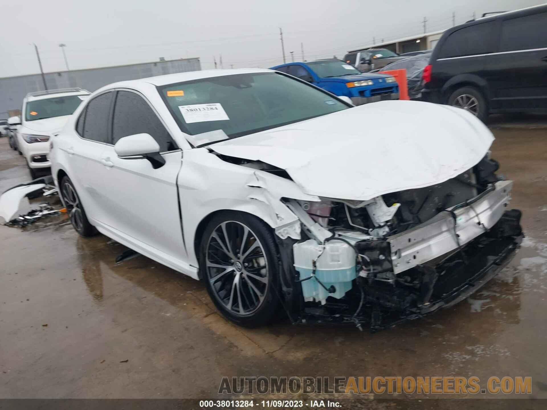 4T1B11HK1KU828566 TOYOTA CAMRY 2019