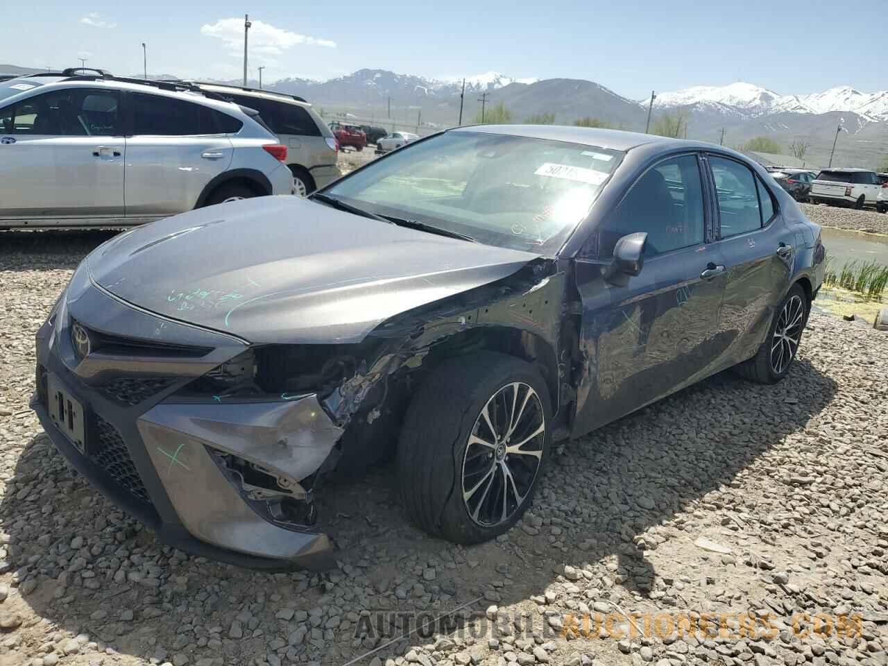 4T1B11HK1KU831385 TOYOTA CAMRY 2019