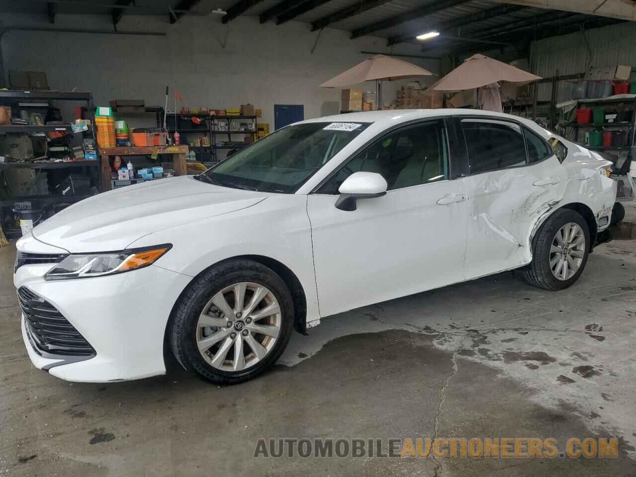 4T1B11HK1KU832164 TOYOTA CAMRY 2019