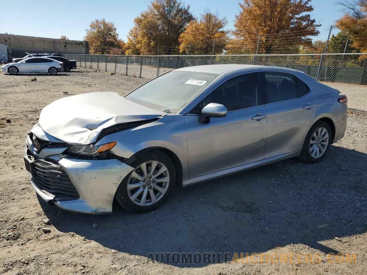 4T1B11HK1KU833041 TOYOTA CAMRY 2019