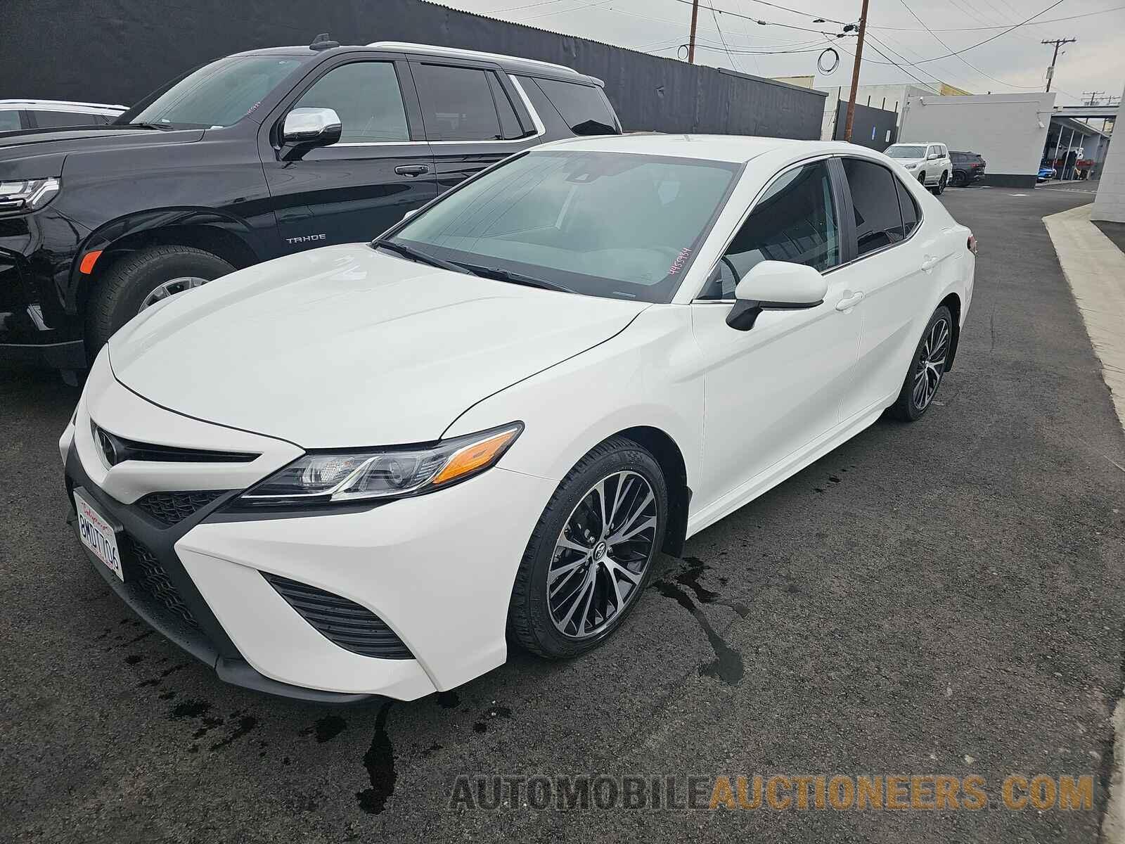 4T1B11HK1KU837607 Toyota Camry 2019