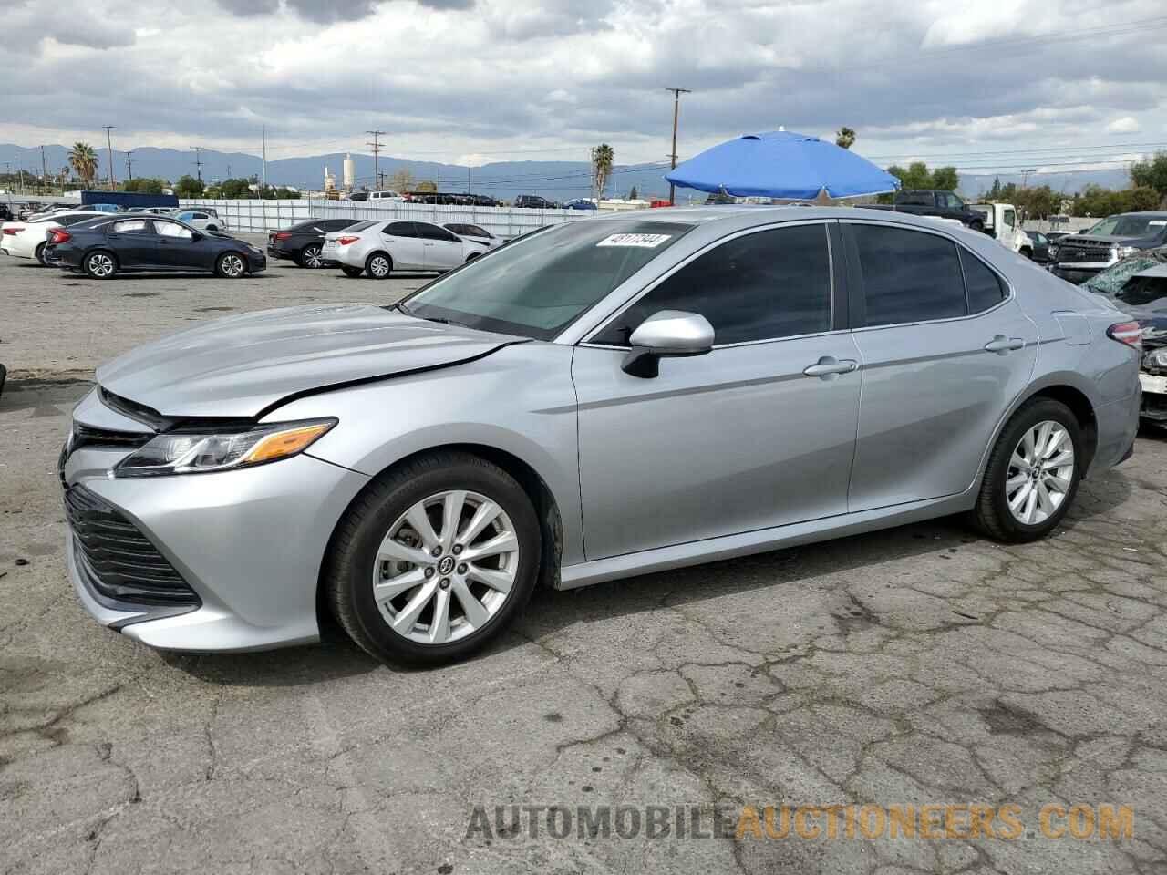 4T1B11HK1KU837817 TOYOTA CAMRY 2019