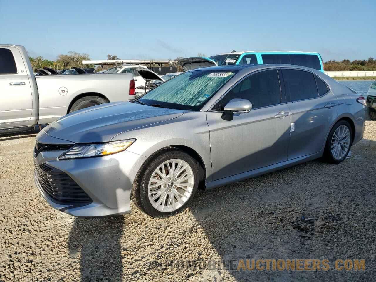 4T1B11HK1KU838675 TOYOTA CAMRY 2019