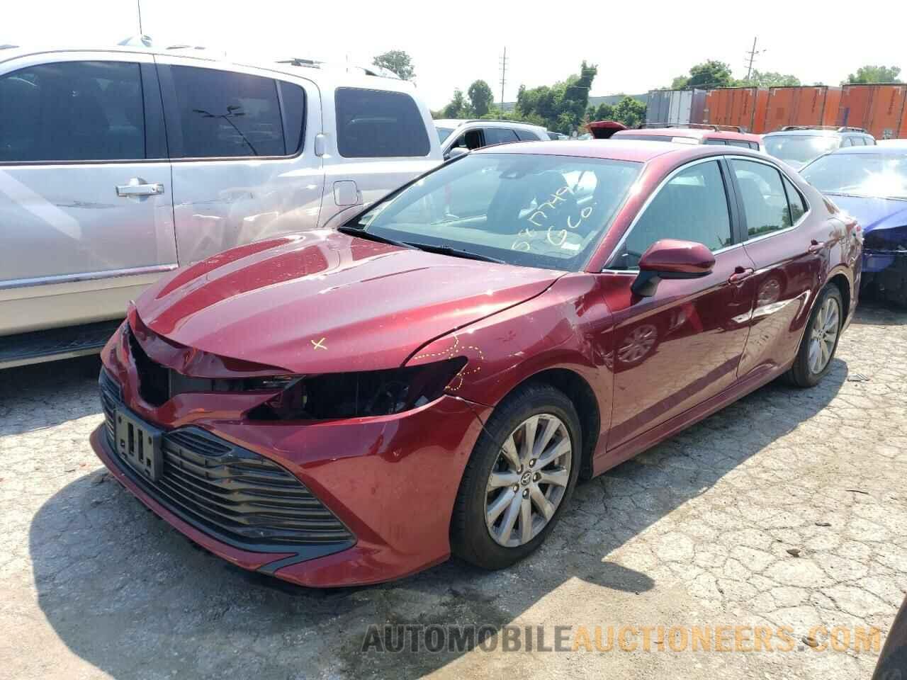 4T1B11HK1KU847084 TOYOTA CAMRY 2019