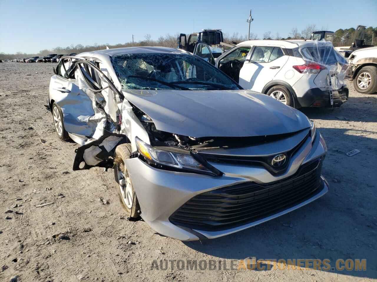 4T1B11HK1KU853676 TOYOTA CAMRY 2019