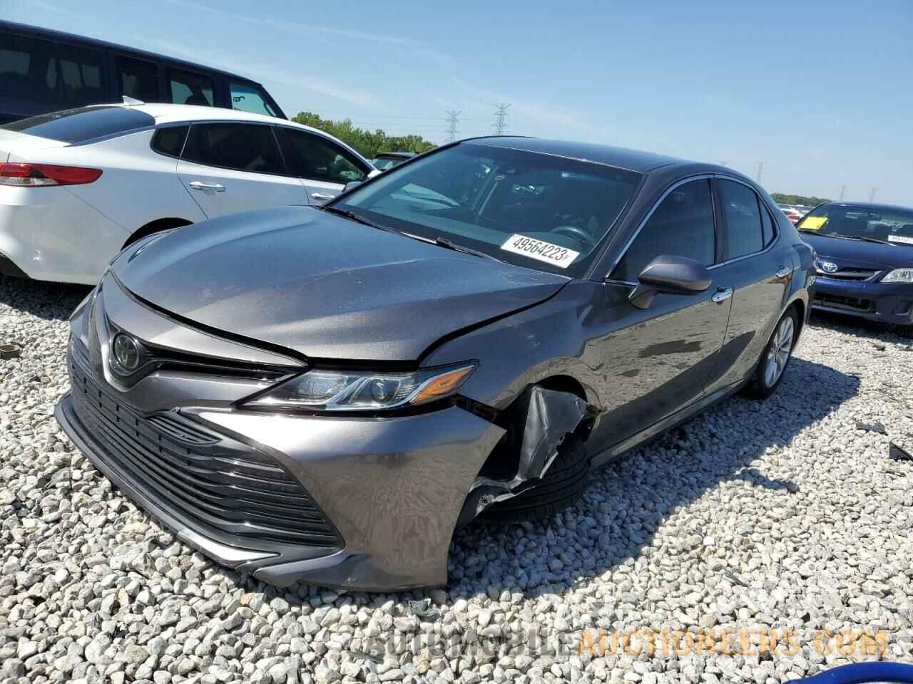 4T1B11HK2JU022850 TOYOTA CAMRY 2018