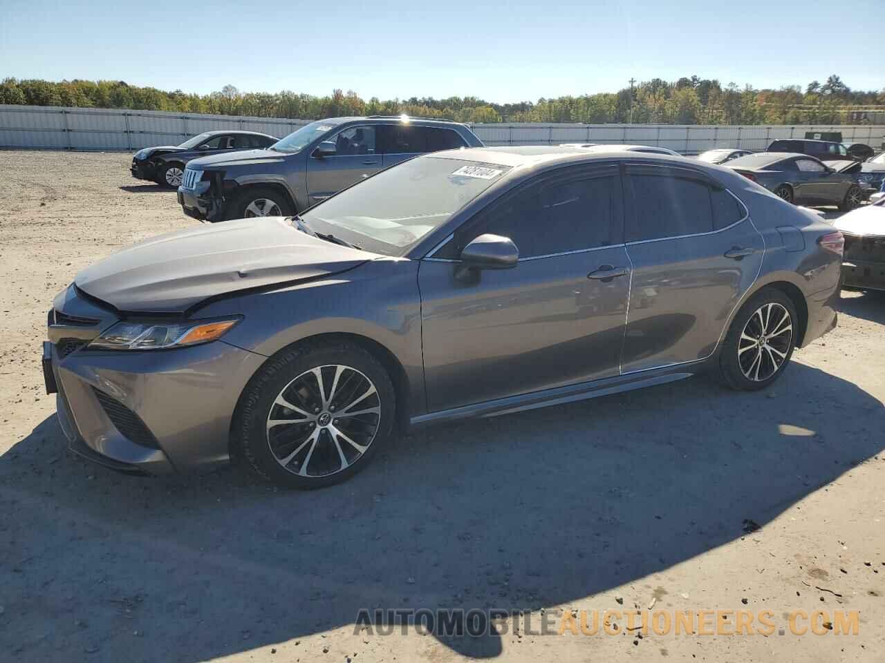 4T1B11HK2JU023044 TOYOTA CAMRY 2018