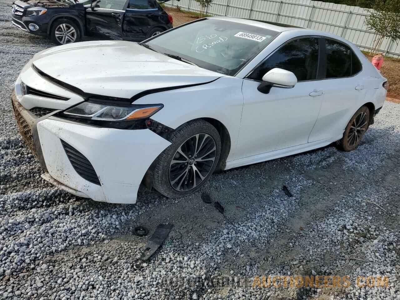 4T1B11HK2JU024789 TOYOTA CAMRY 2018