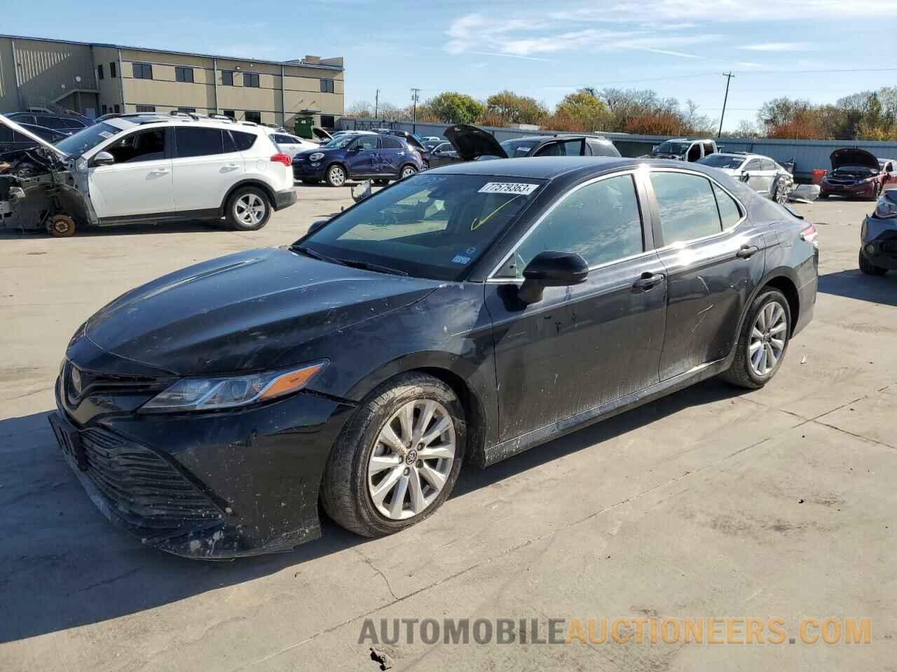 4T1B11HK2JU032925 TOYOTA CAMRY 2018