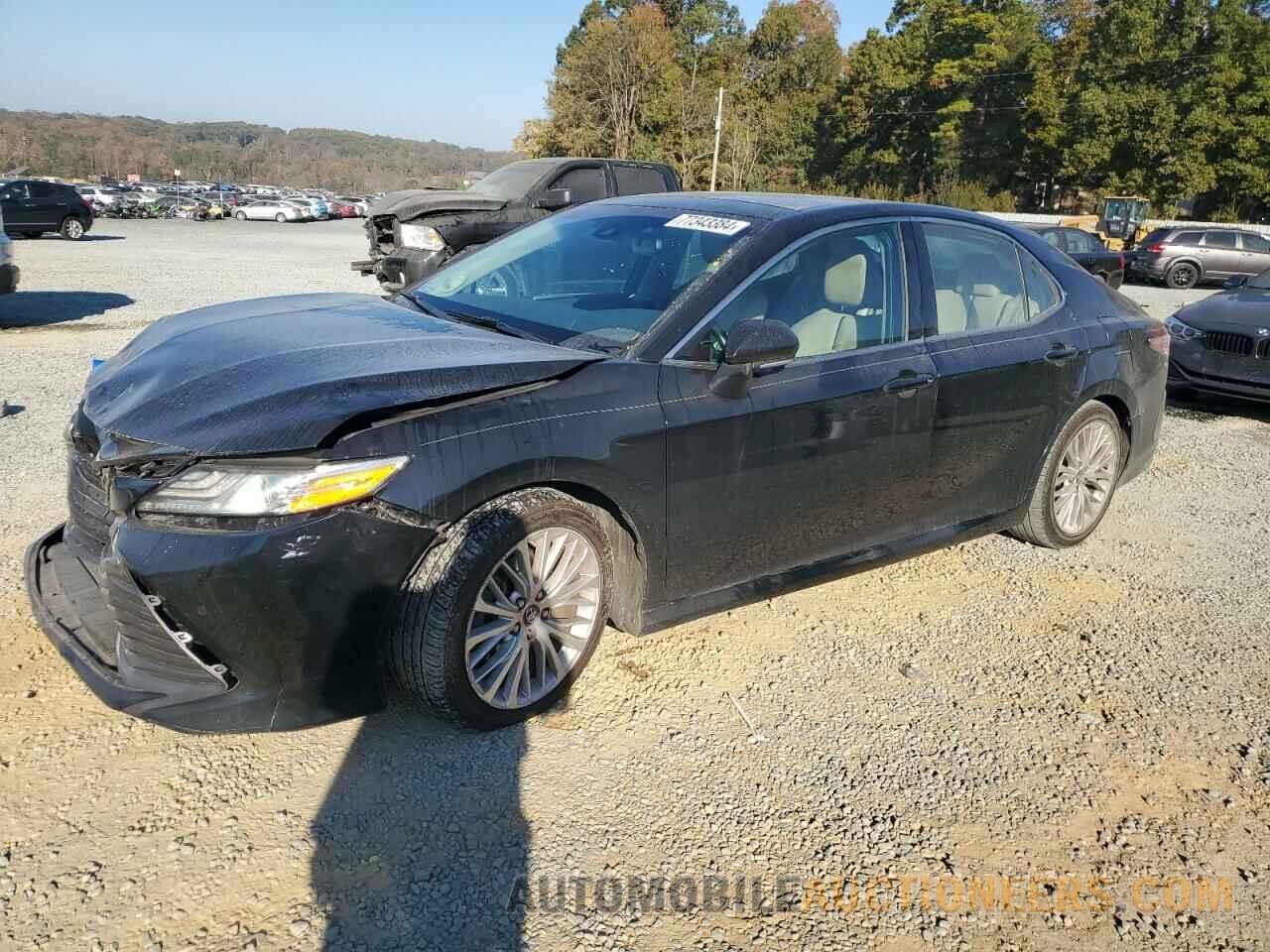 4T1B11HK2JU050096 TOYOTA CAMRY 2018