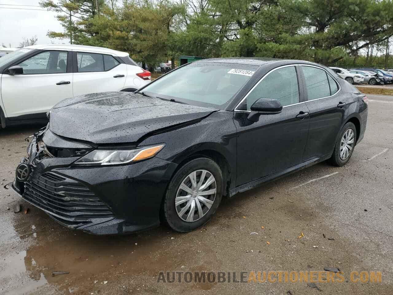 4T1B11HK2JU077248 TOYOTA CAMRY 2018