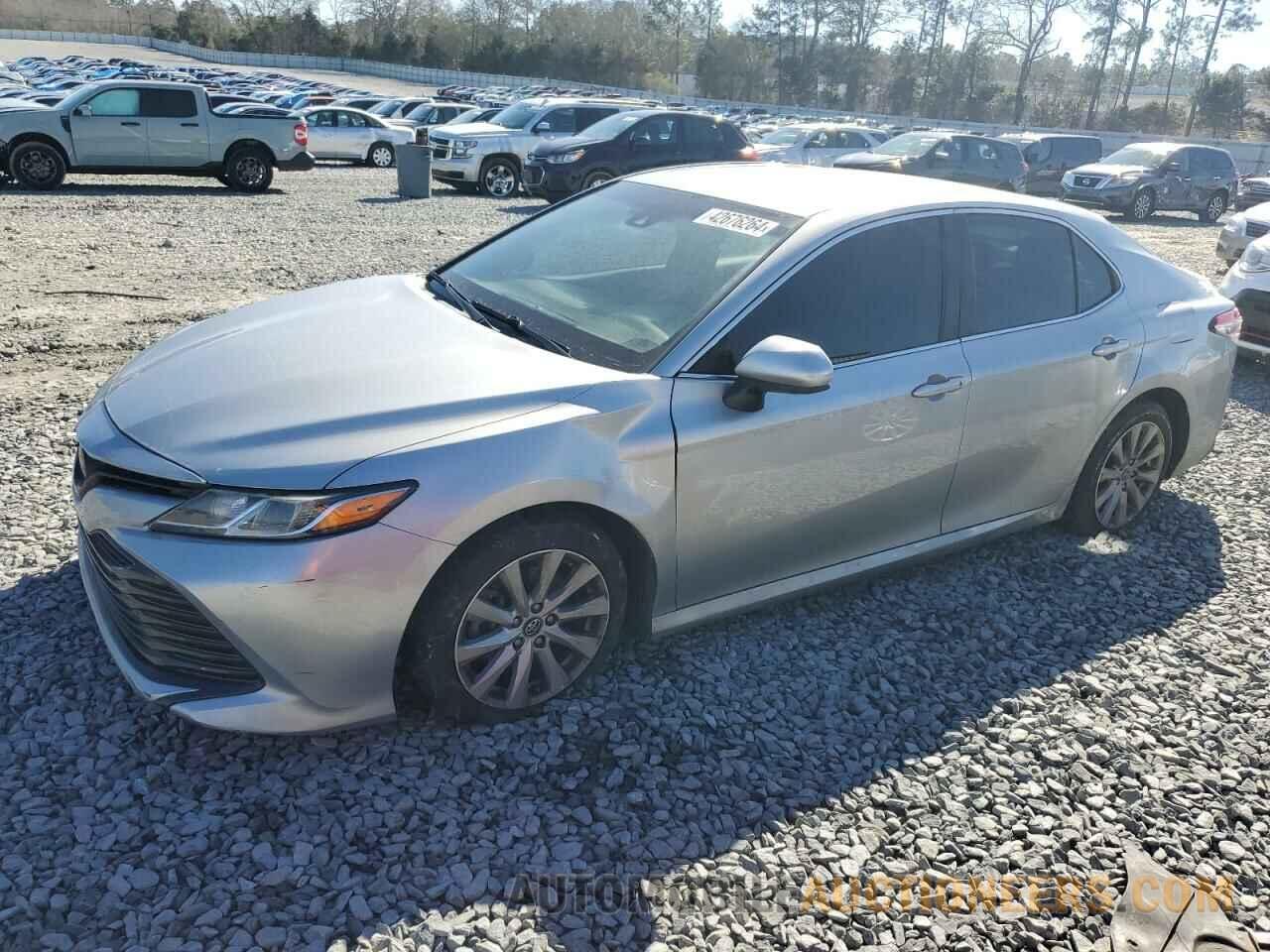 4T1B11HK2JU089626 TOYOTA CAMRY 2018