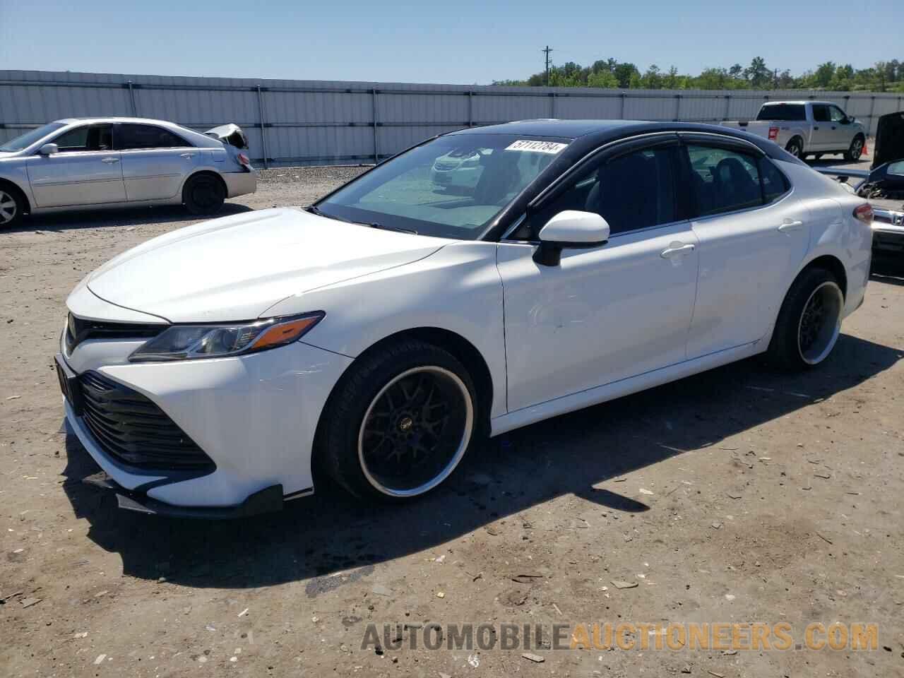 4T1B11HK2JU132491 TOYOTA CAMRY 2018